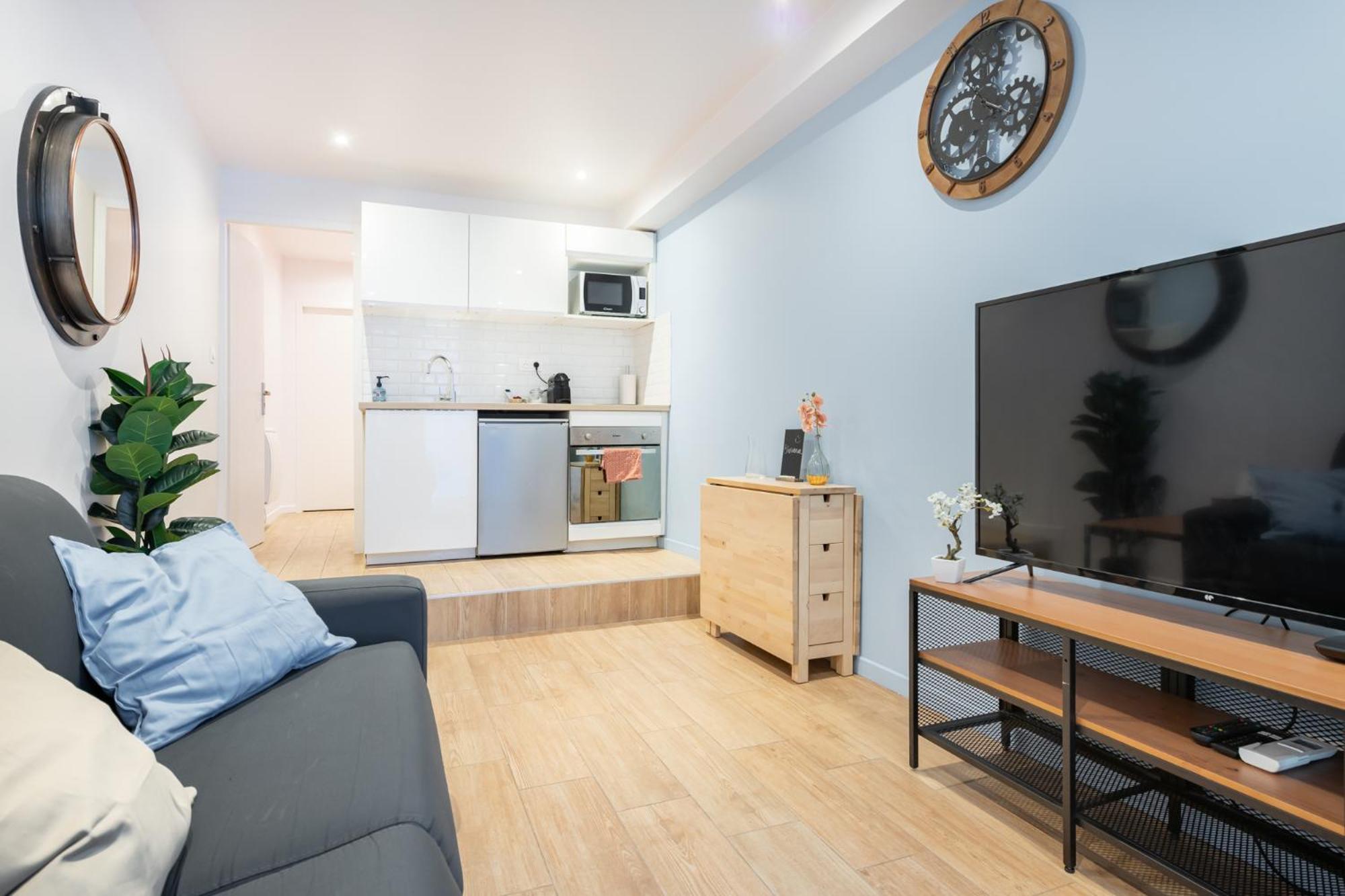 Apartamento Sud Passion - Ferrer Nine - Cosy Avec Balcon Gardanne Habitación foto